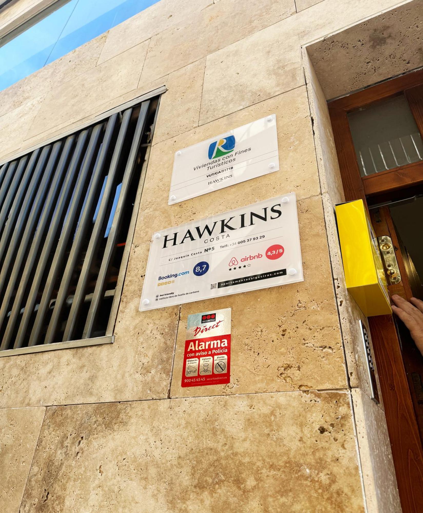 Atico Centro- Hawkins Costa * Algeciras